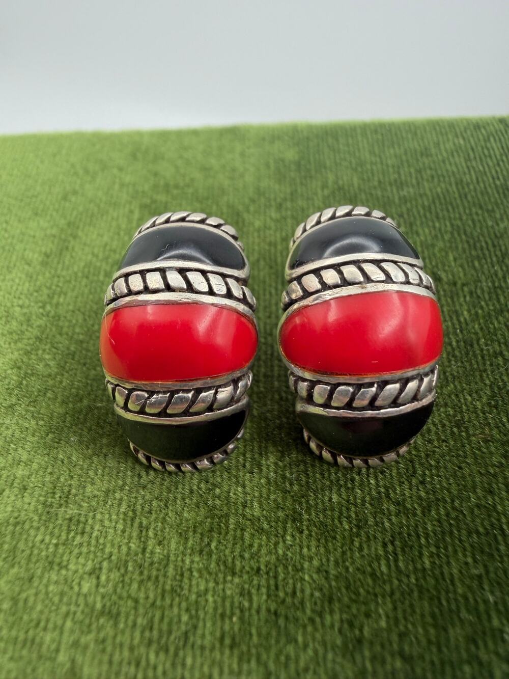 vintage Southwestern-style sterling silver half-hoop earrings